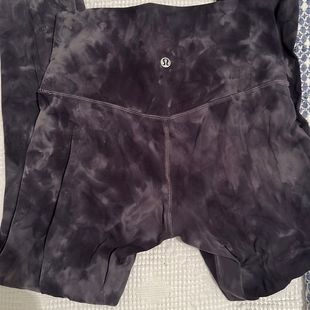 Lulu Lemon 25” Aligns